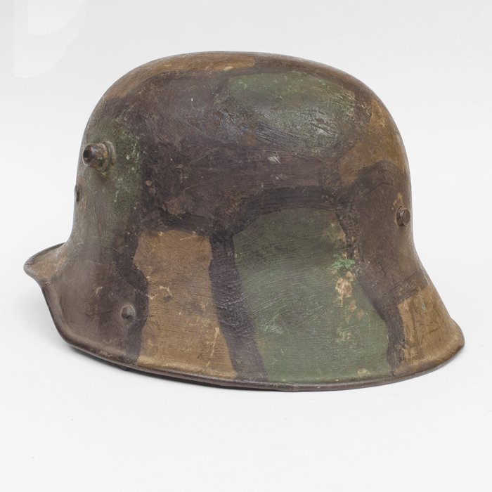 BCH51 Striking M16 camouflaged helmet with full liner — image 12