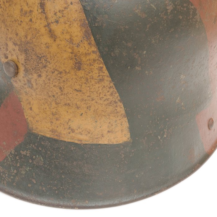 BCH50 Striking multicolor M16 camouflaged helmet with full liner and chinstrap — image 11