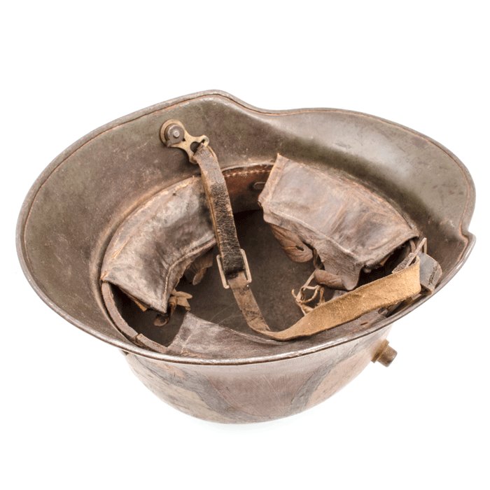 BCH37 Excellent M16 camouflaged helmet with full liner and chinstrap — image 13