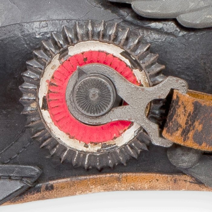 BCH10 M1915 EM Pickelhaube for Garde Infanterie Regimenter — image 11