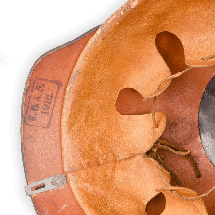 BCH10 M1915 EM Pickelhaube for Garde Infanterie Regimenter — image 14