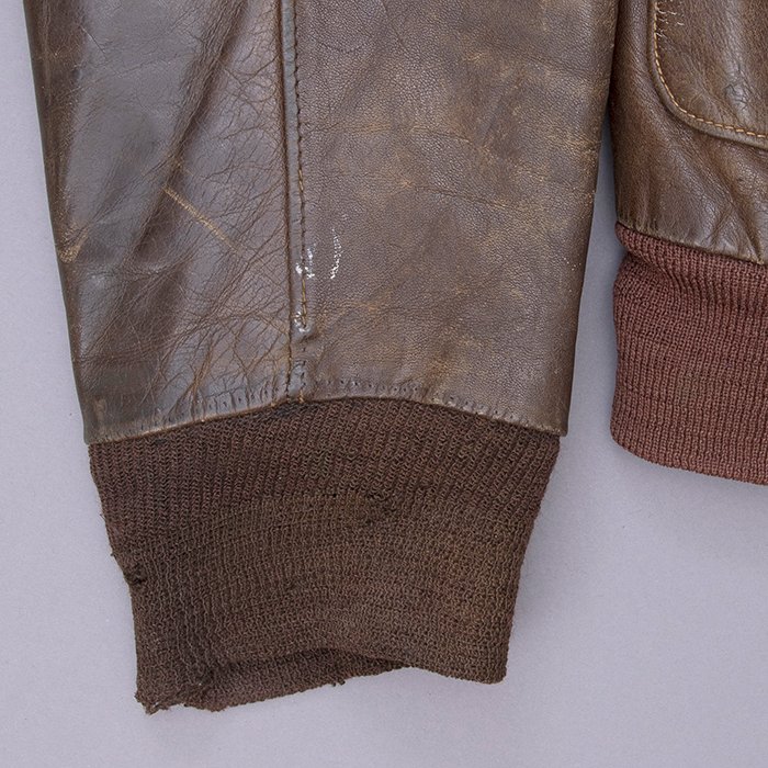 PMU17 Set of A-2 Flight Jacket, Shirt and Books for a B-24 pilot from the 531st of the 380th Bomb Group in the 5th Air Force — image 10