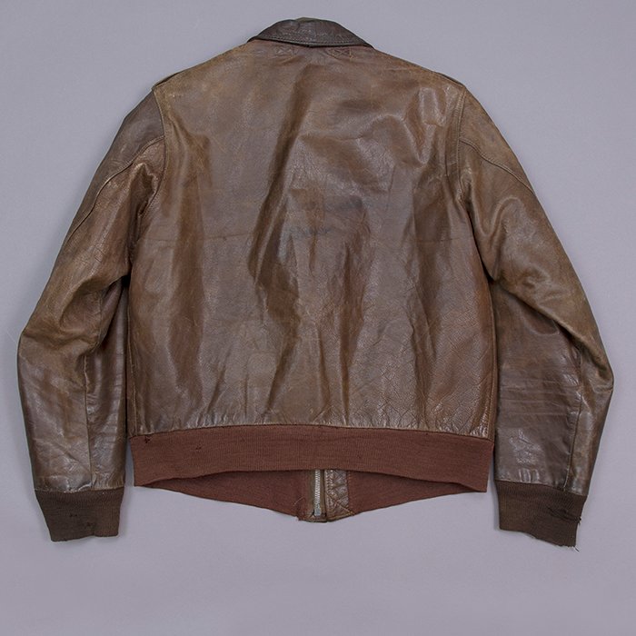 PMU17 Set of A-2 Flight Jacket, Shirt and Books for a B-24 pilot from the 531st of the 380th Bomb Group in the 5th Air Force — image 16