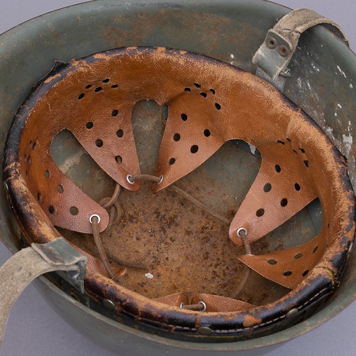 BAS8 Italian M33 helmet for medical service — image 16