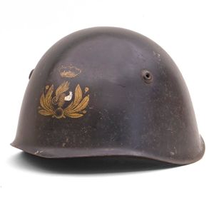 BCH115 Italian M33 helmet for the railroad branch of the …