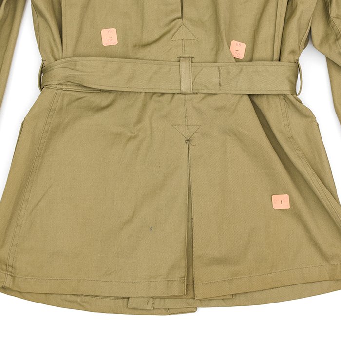 RCU10 Unissued U.S. M42 Paratrooper jump jacket with paper cutter tags — image 16