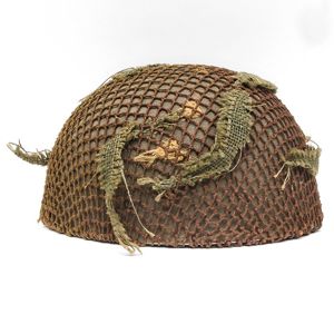 XHH1 British Normandy style paratrooper helmet