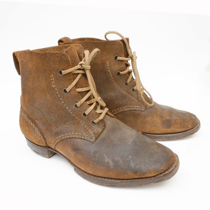 HKA6 Japanese issue army boots and leggings — image 3