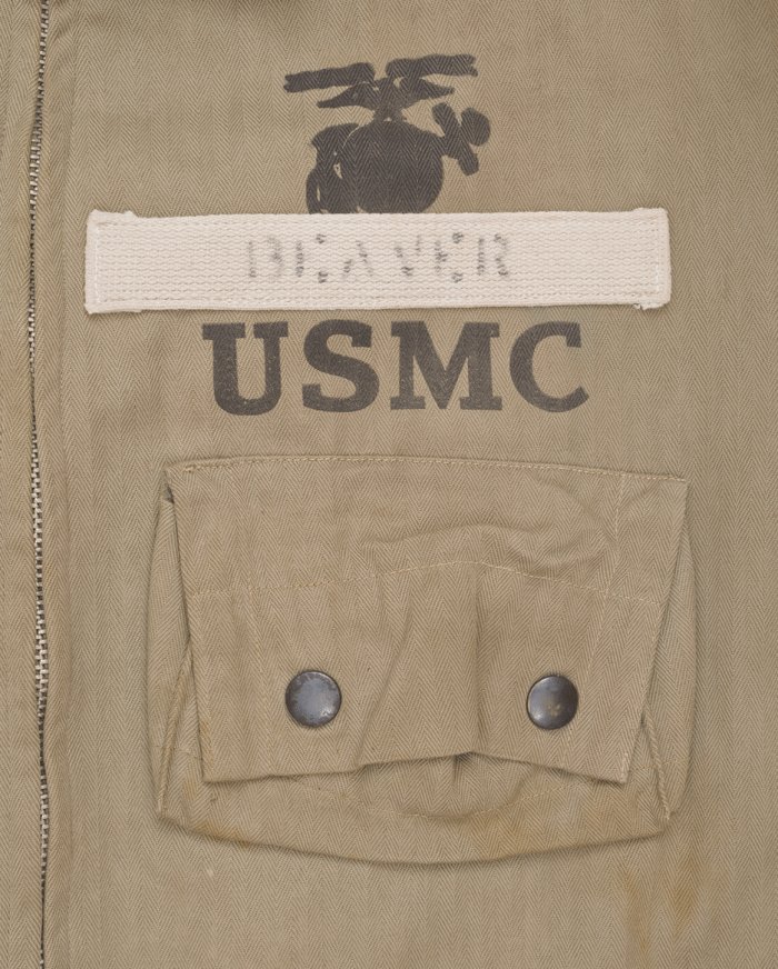 UEQ1 Rare WWII U.S. Marine Corps first pattern paratrooper smock with correct USMC marked leather helmet — image 8