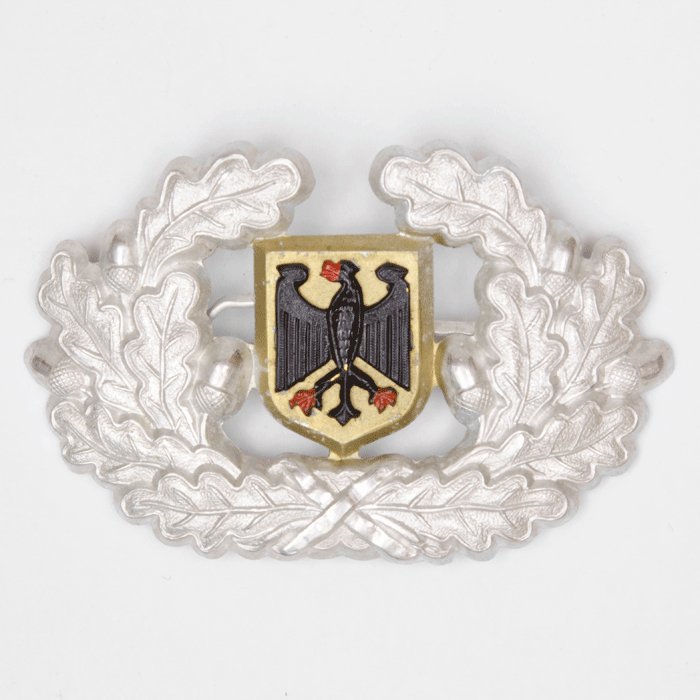 SAF50 Bundesheer aluminum cap badge — image 2
