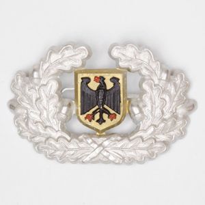 SAF50 Bundesheer aluminum cap badge