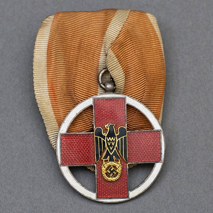 DMI78 Deutsche Rote Kreuz Servce Medal — image 2