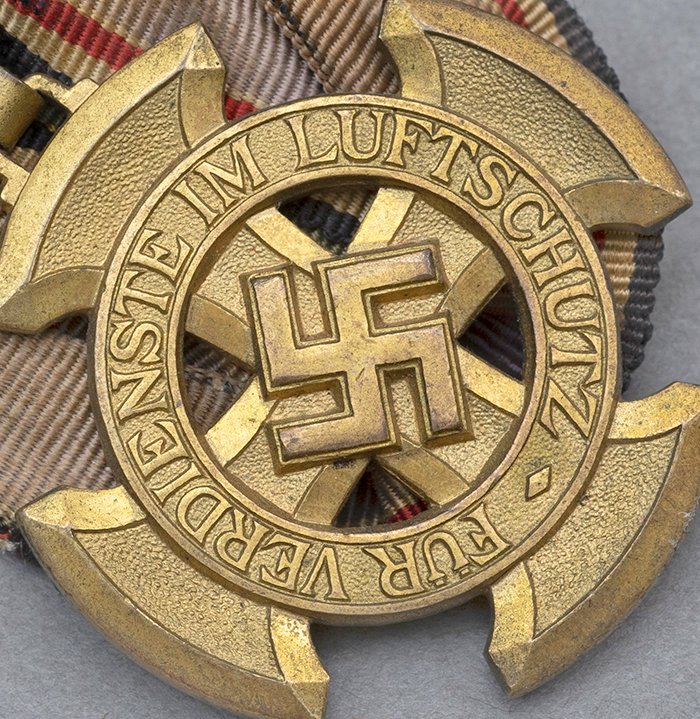 DMI79 Luftschutz Medal First Class — image 4