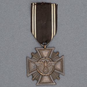 DMI80 Ten Year NSDAP Faithful Service Medal