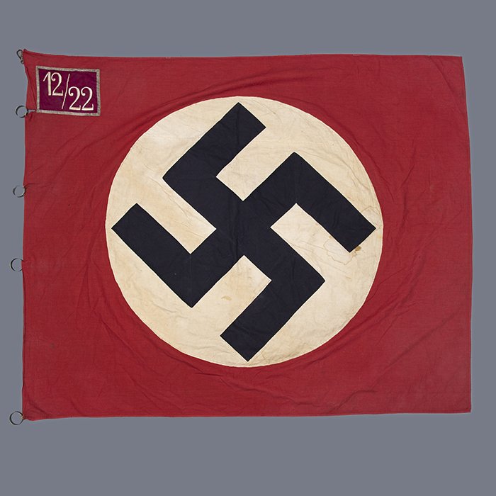 TIP4 Attractive Sturmabteilung Sturmfahne — image 2