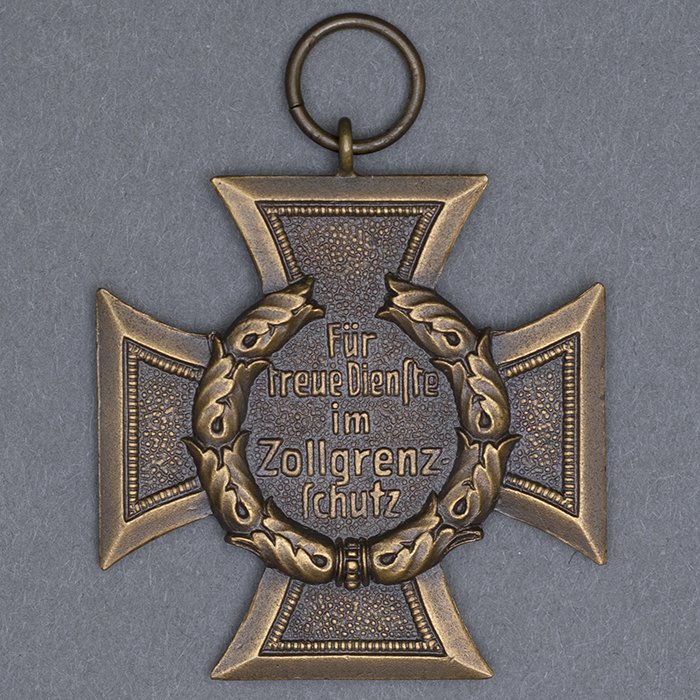 ADM65 Cased Zollgrenzschutz Long Service Award — image 7