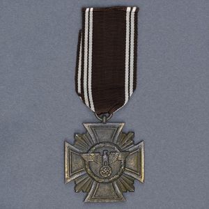 OPA45 NSDAP Ten Year Long Service Award