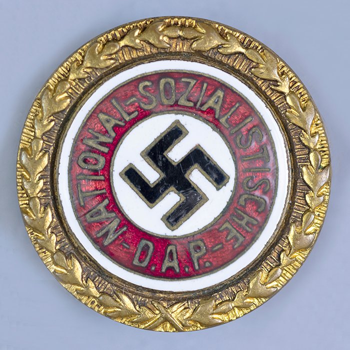 PAU19 Matched set of Golden Party Badges — image 6