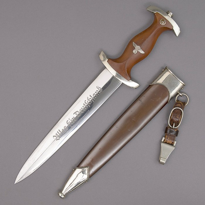 MAE1 Nice early SA M33 dagger with hanger by Gebr. Gräfrath — image 3