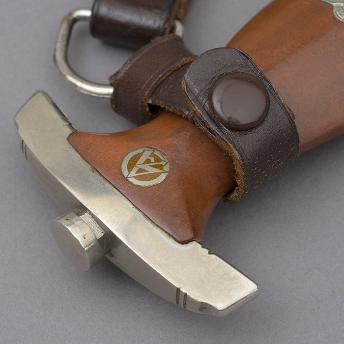 MAE2 Excellent early SA M33 dagger with hangers by Christianswerk — image 5