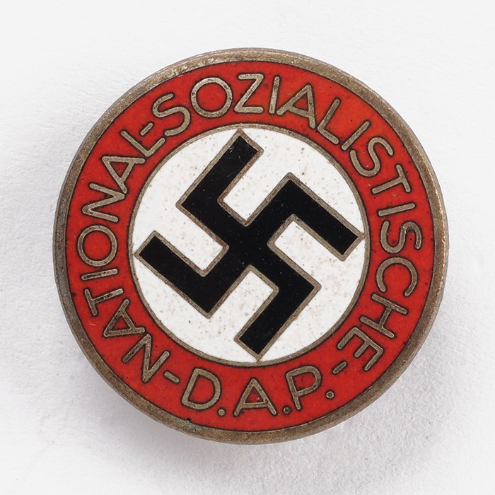 DM123 Enameled NSDAP party membership badge, RZM, M1/155 — image 2