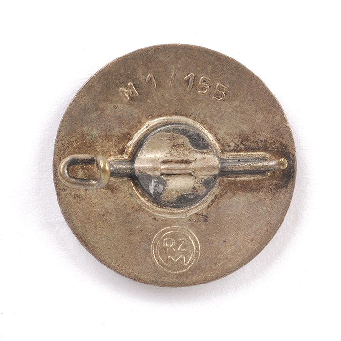 DM123 Enameled NSDAP party membership badge, RZM, M1/155 — image 3