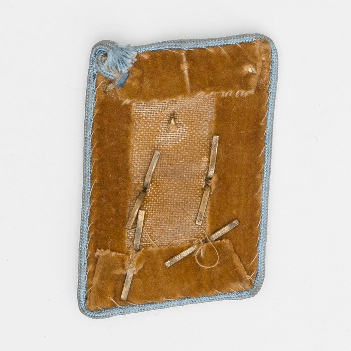 VRA1 Single collar tab for NSDAP Ortsgruppe level community leader — image 3