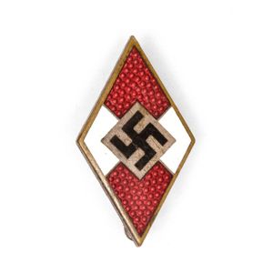 XMA14 Enameled Hitlerjugend membership pin