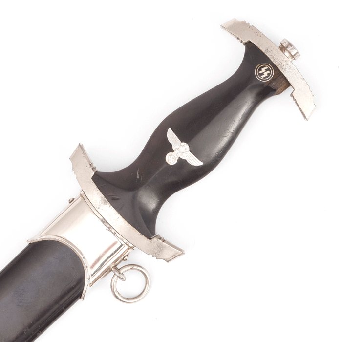 VTA2 Later quality SS M33 service dagger — image 3