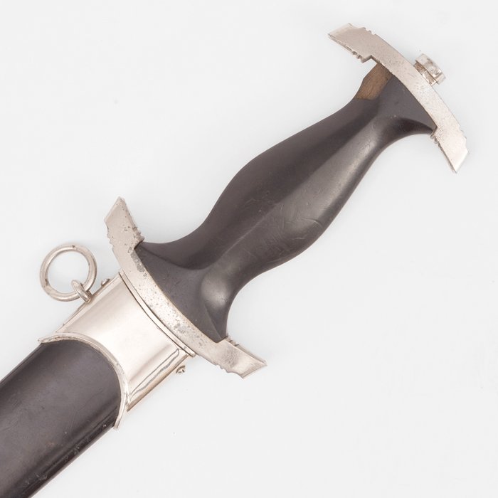 VTA2 Later quality SS M33 service dagger — image 7