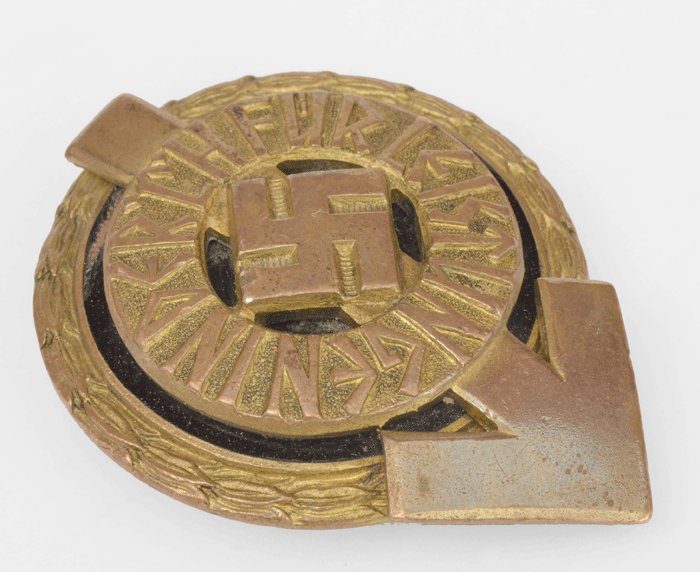 SGA1 Hitler Youth leader's sports badge — image 4