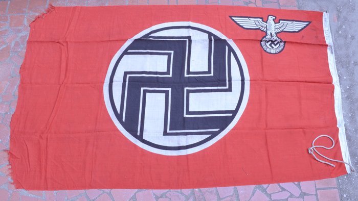 HGS9 Well used Reichsdientsflag 1,5x2,5 meters — image 8