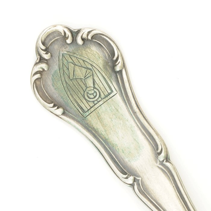 FSA02 Silver dinner fork engraved with distinctive Hermann Göring coat of arms — image 2