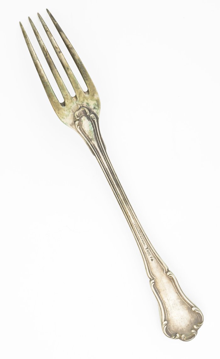 FSA02 Silver dinner fork engraved with distinctive Hermann Göring coat of arms — image 3