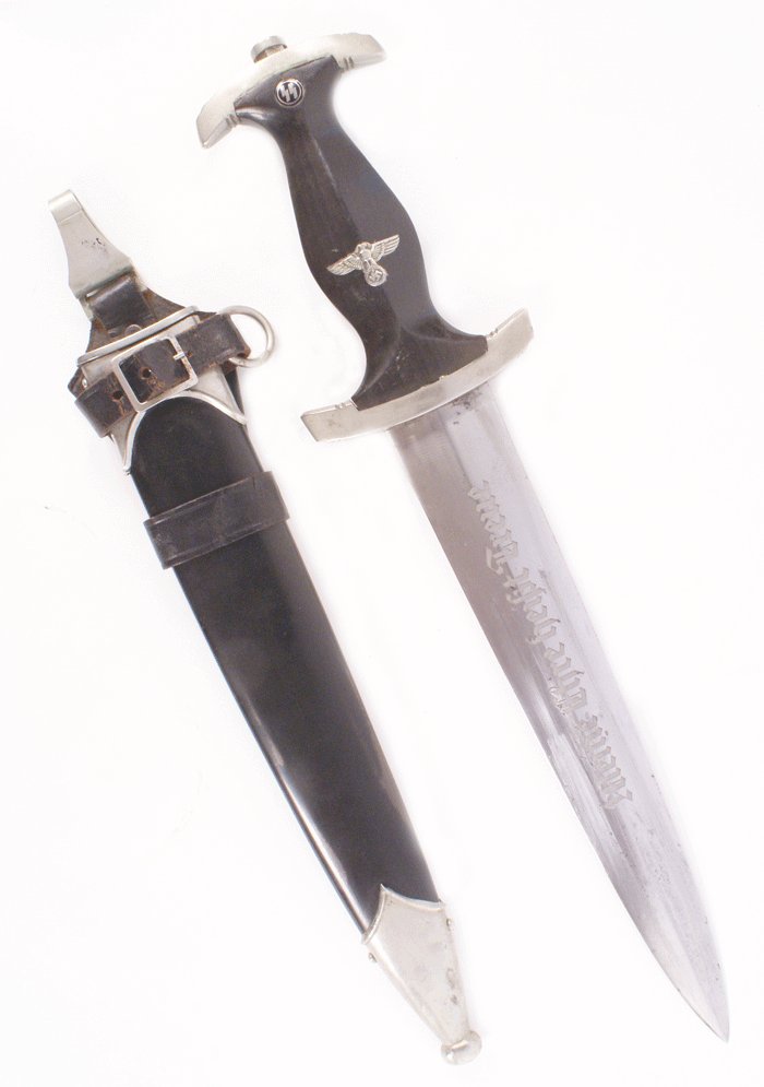 DP001 Early quality SS M33 service dagger with vertical hanger — image 2