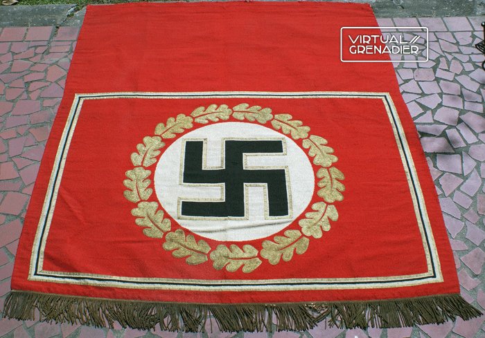 AF019 Large tapestry attributed to the Reichskanzlei — image 2