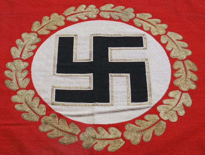 AF019 Large tapestry attributed to the Reichskanzlei — image 3