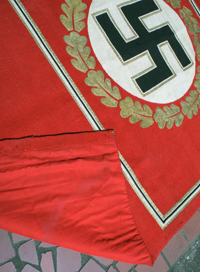 AF019 Large tapestry attributed to the Reichskanzlei — image 7