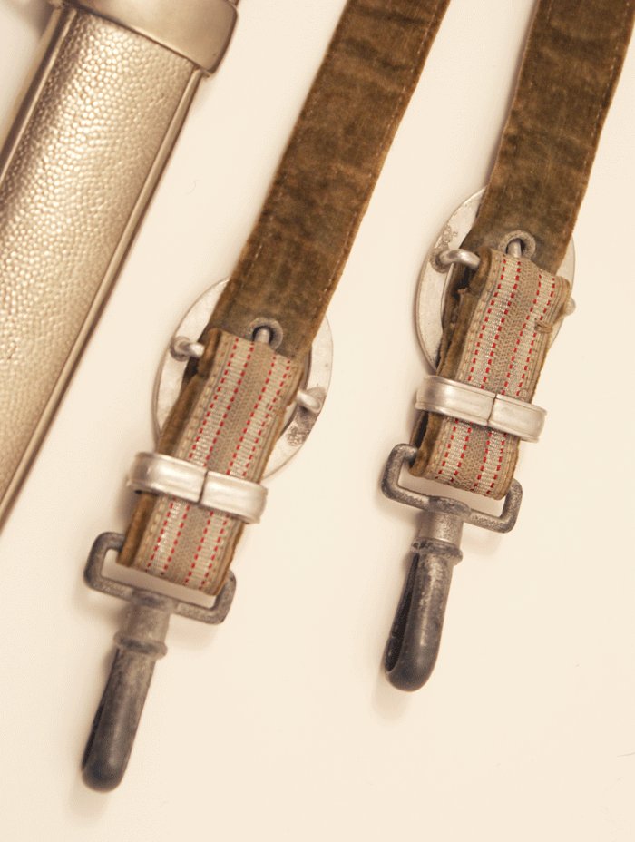 Deutsches Rotes Kreuz leader's dagger with hangers — image 8