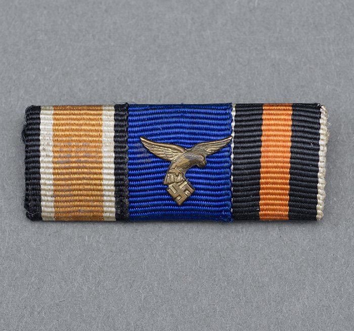JDE68 Three place ribbon bar EKII, Luftwaffe Long Service and Sudetenland medals — image 2