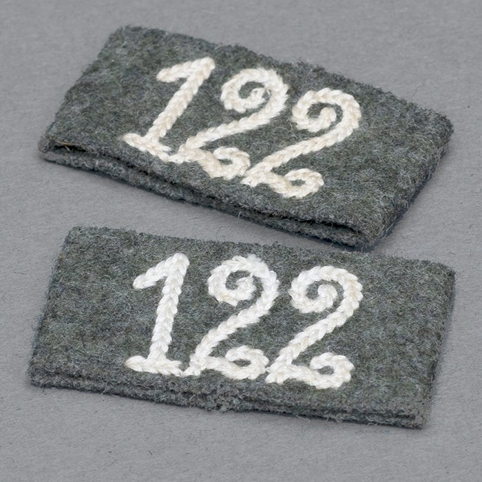 JDE53 Shoulder strap slides for Infanterie Regiment 122 — image 3