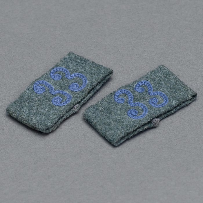 JDE59 Shoulder strap slides for Heer Nachschubtruppen 33 — image 3