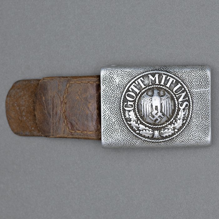 JDE118 Service worn Heer EM belt and aluminum buckle with leather tab — image 5
