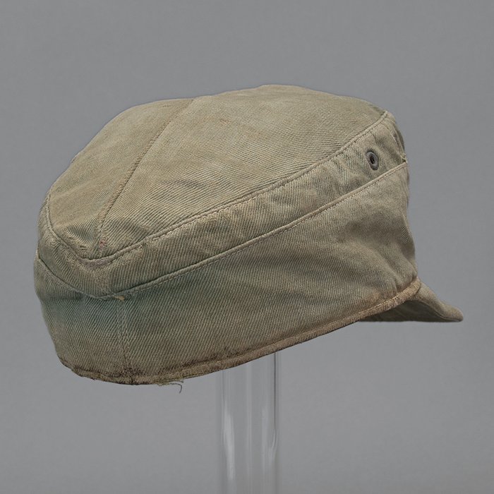 IRW35 Super Carl Halfar made '40 dated Heer M40 cap named to a Panzergrenadier Obergefreiter — image 13