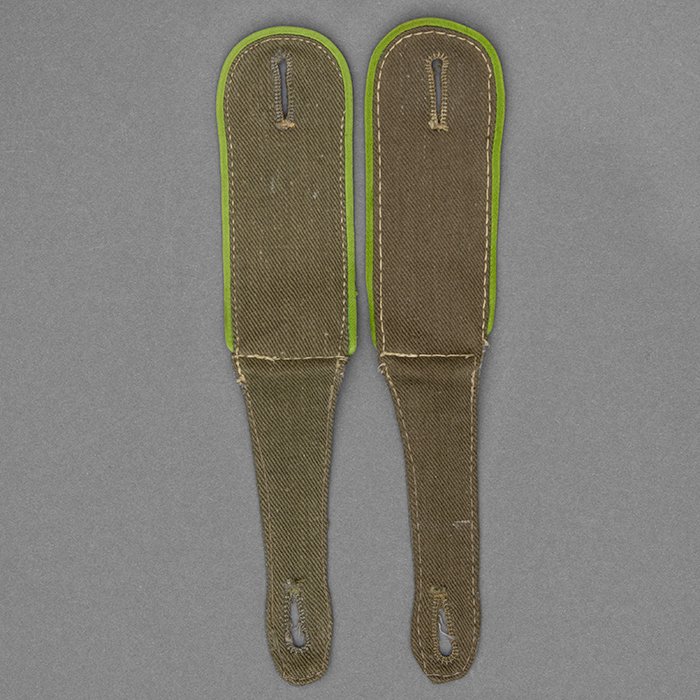 IRW36 Service used Peek & Cloppenburg manufactured Heer Panzergrenadier Gefreiter M42 style tropical service blouse — image 16