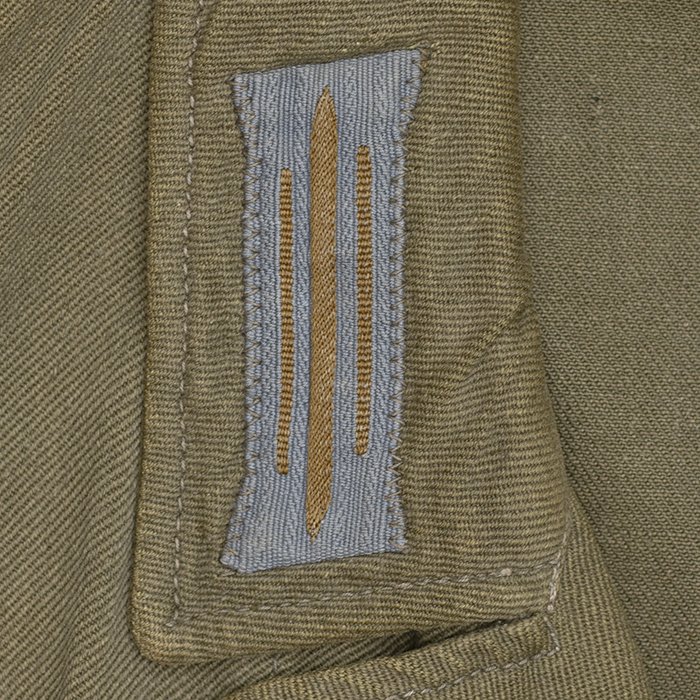 IRW36 Service used Peek & Cloppenburg manufactured Heer Panzergrenadier Gefreiter M42 style tropical service blouse — image 5