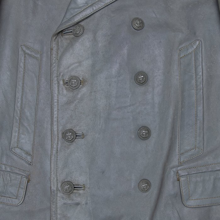 HES714 Set of Kriegsmarine double breasted grey leather deck jacket with matching trousers — image 7