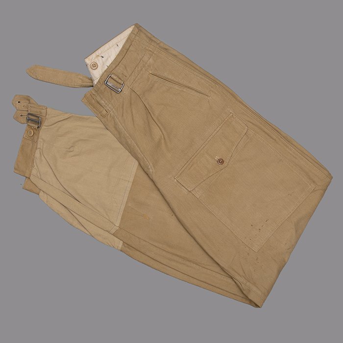 HS19 Wartime modified Luftwaffe tropical Überfallhose - new photos — image 12