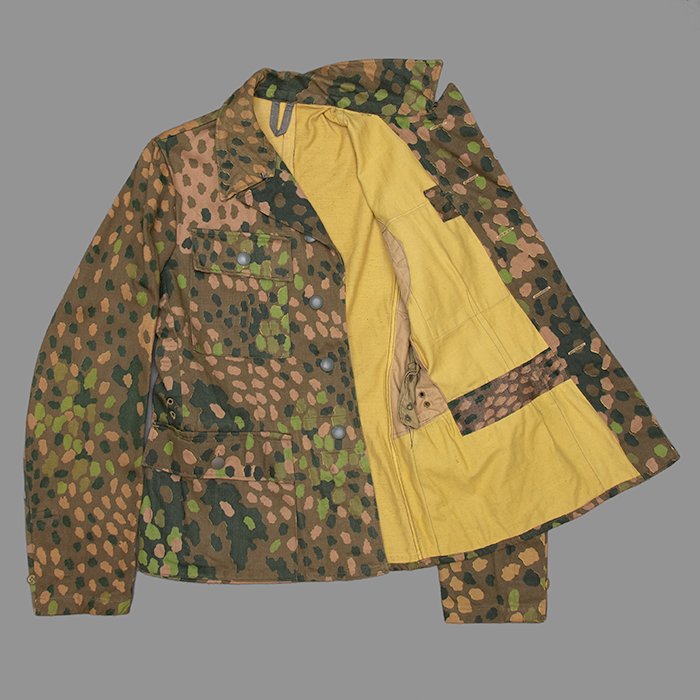 RAS68 Unissued Waffen-SS Erbsentarn pattern four pocket camouflaged jacket printed onto 'Olona' cotton fabric — image 18