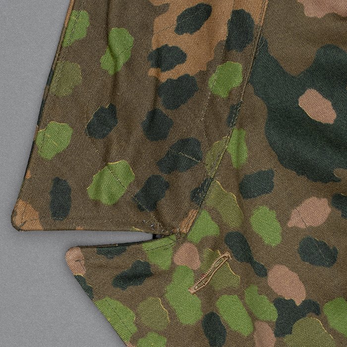 RAS68 Unissued Waffen-SS Erbsentarn pattern four pocket camouflaged jacket printed onto 'Olona' cotton fabric — image 8